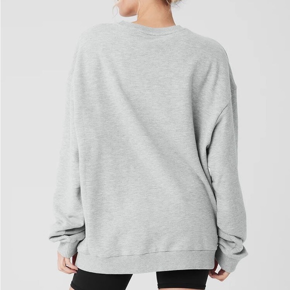 Alo CHILL CREW NECK PULLOVER, Athletic Heather Grey Color, Size Small - Picture 3 of 6